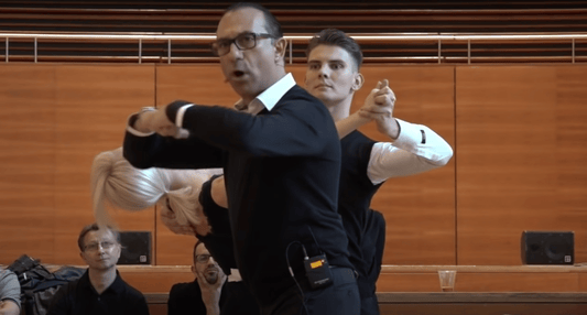 "Exploring 3D Dimension Turning in Ballroom Dance: Insights from Fabio Selmi"